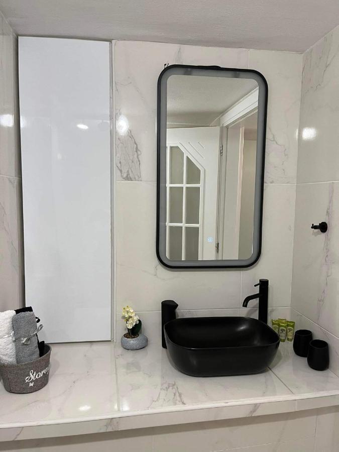 Riviera-Melrod-Athens Apartment Bagian luar foto